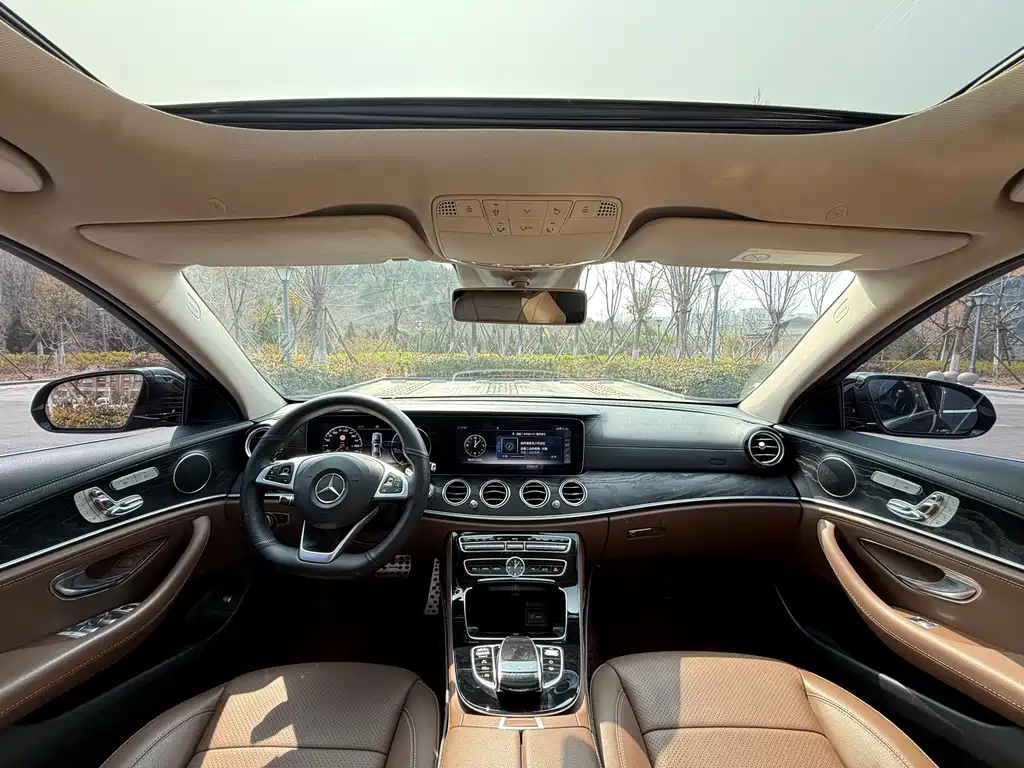 Mercedes-Benz E-Class 2017 — фото 11