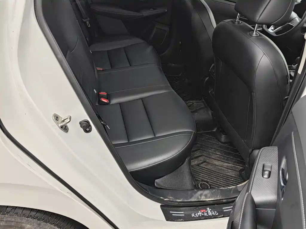 Nissan Sylphy 2025 — фото 13