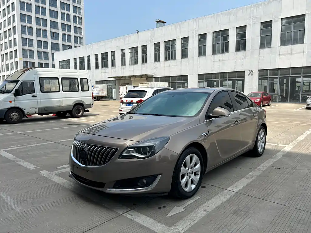Buick Regal 2015 — фото 1