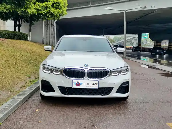 BMW 3 Series 2022