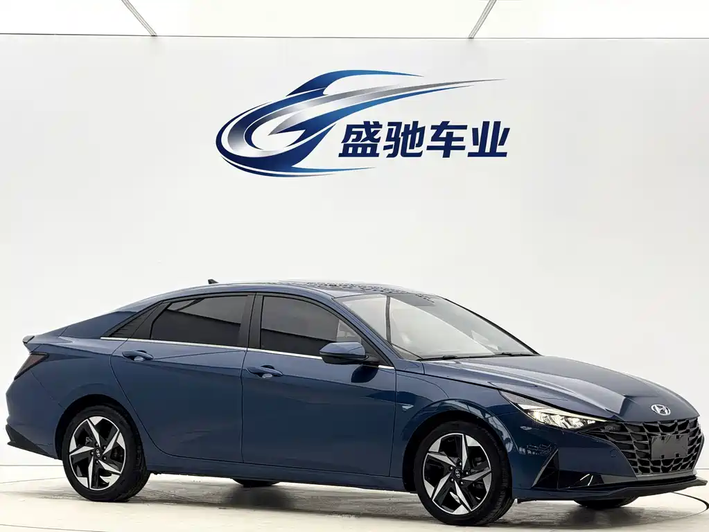 Hyundai Elantra 2023