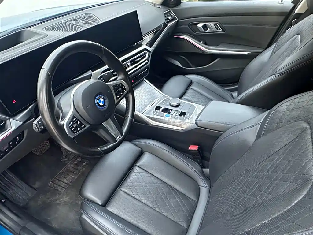 BMW i3 2023 — фото 8
