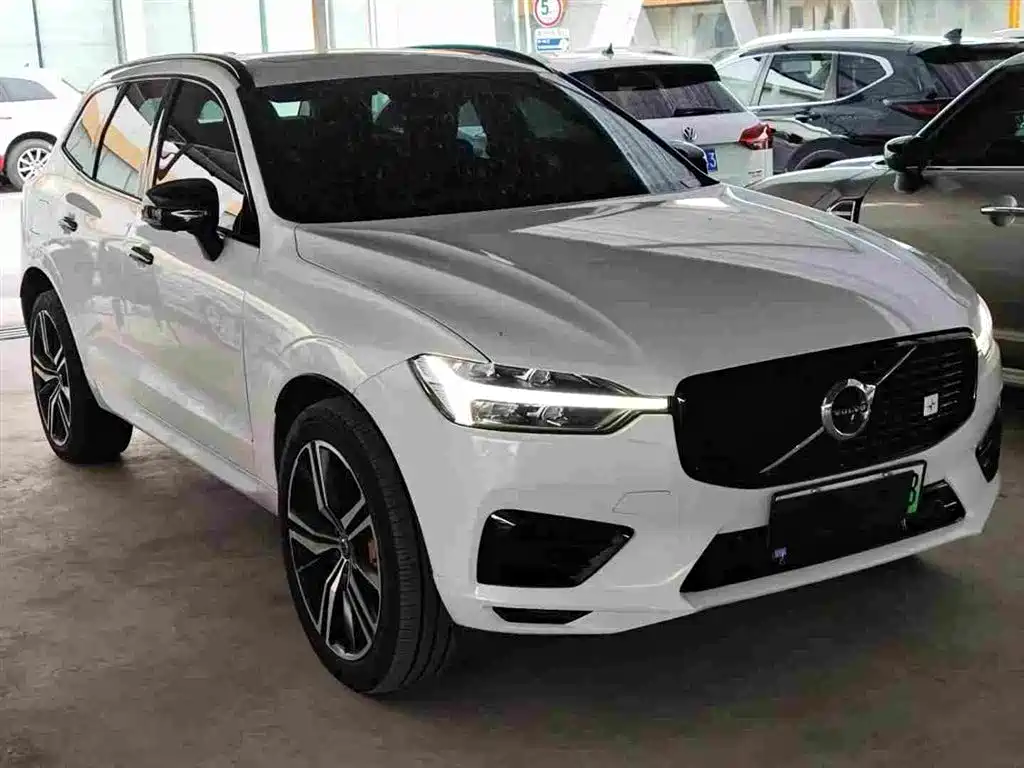 Volvo XC60 PHEV 2021 — фото 3