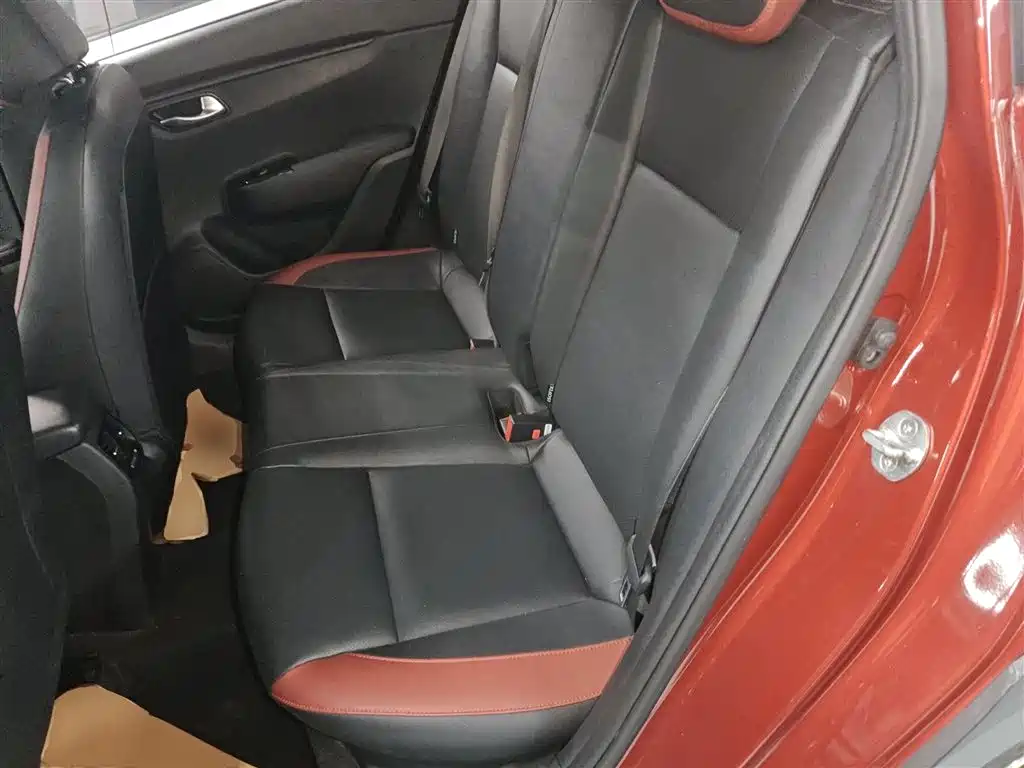 Kia KX Cross 2018 — фото 13
