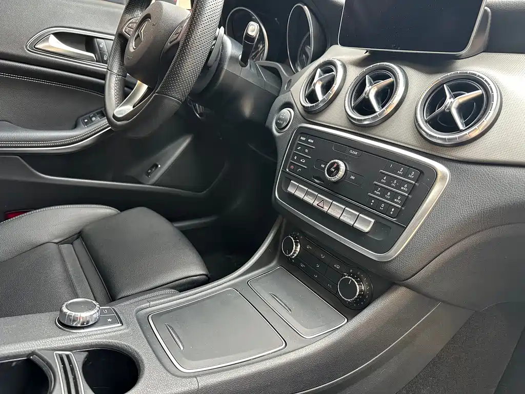 Mercedes-Benz CLA 2018 — фото 10