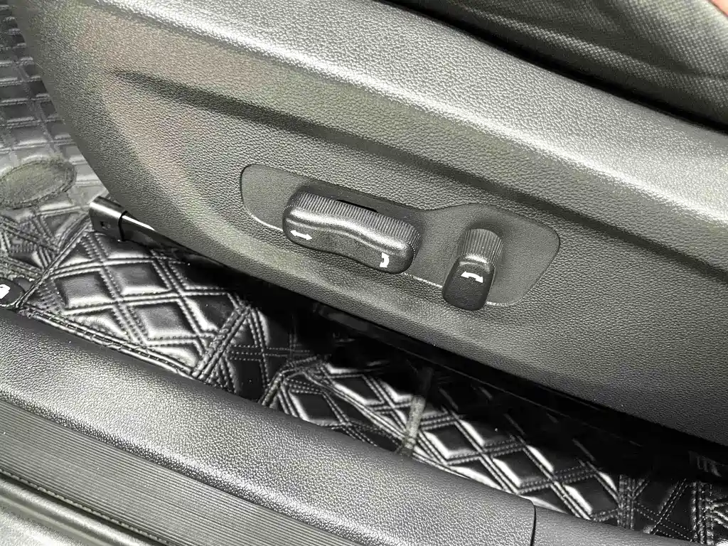 Changan Eado 2022 — фото 11