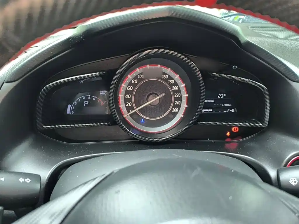 Mazda 3 Angkesela 2015
