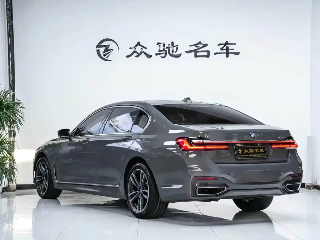 BMW 7 Series 2020 — фото 12