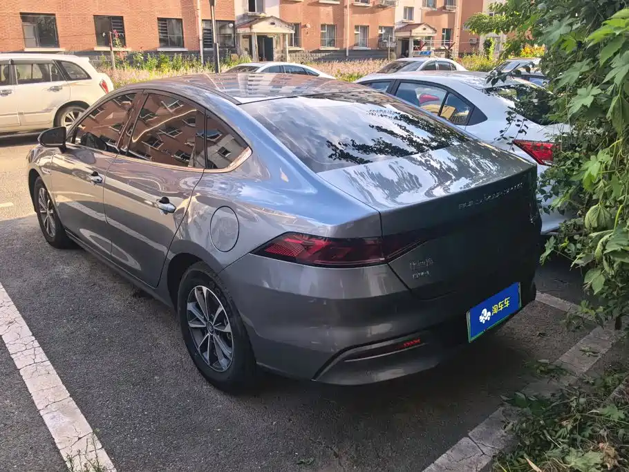 BYD Qin PLUS 2023 — фото 3