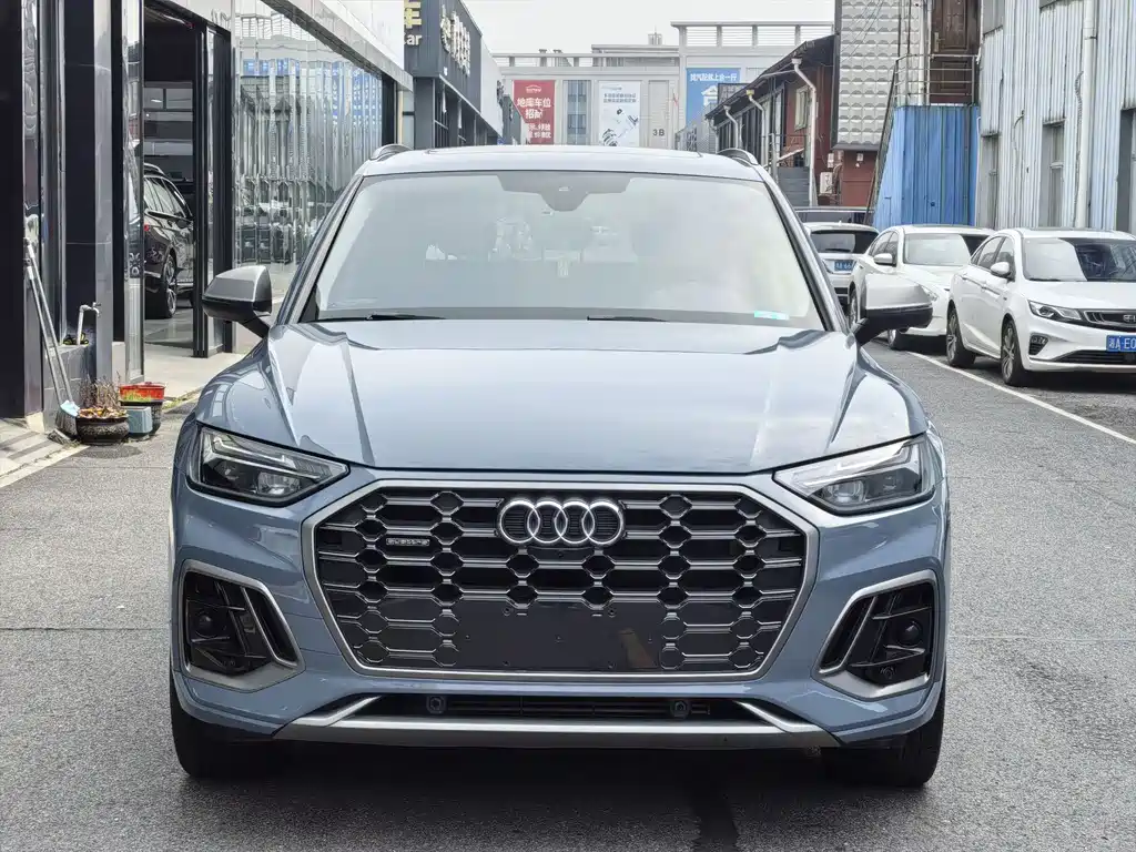 Audi Q5L 2023 — фото 2