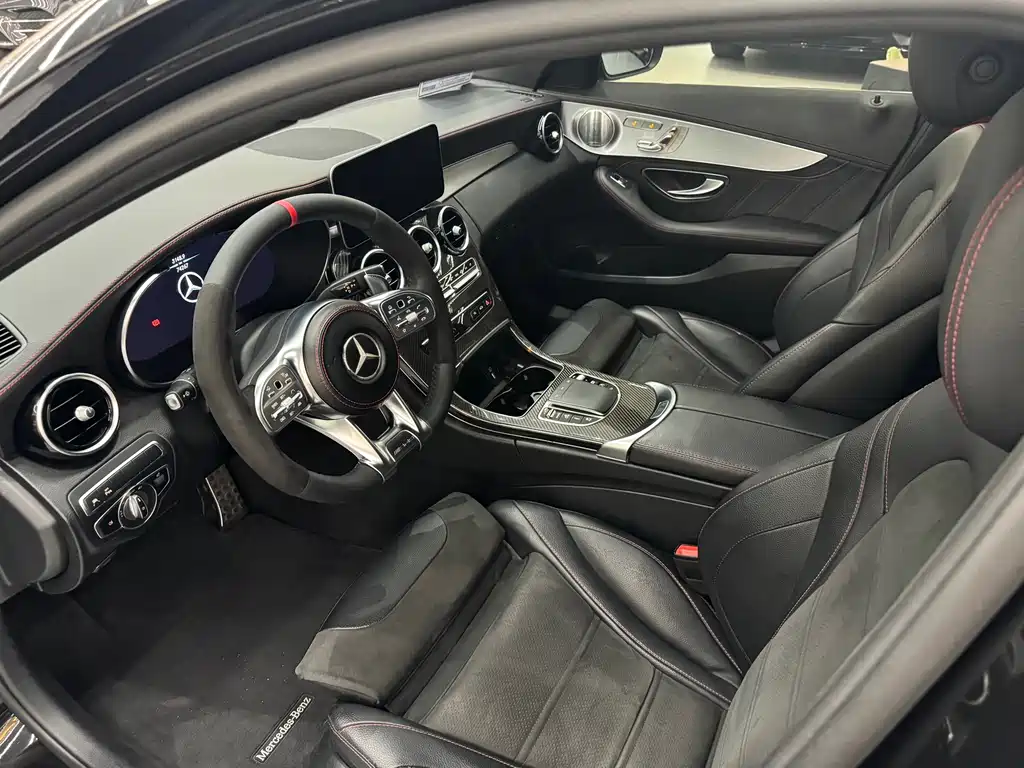 Mercedes-Benz C-Class AMG 2020 — фото 11
