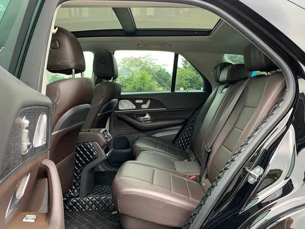 Mercedes-Benz GLE 2020 — фото 15