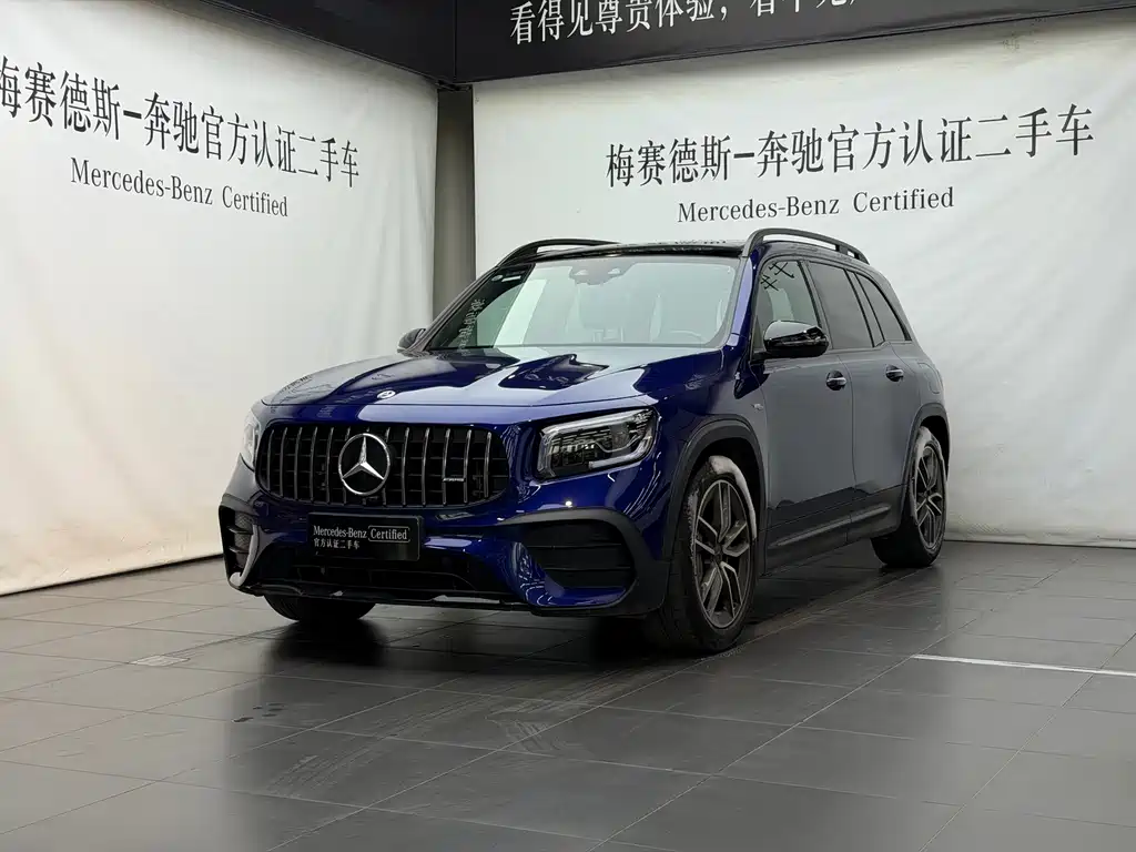Mercedes-Benz GLB AMG 2024 — фото 1