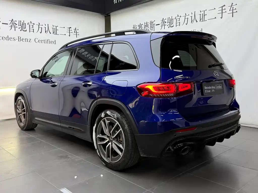 Mercedes-Benz GLB AMG 2024 — фото 13