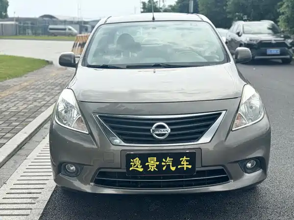Nissan Sunny 2011