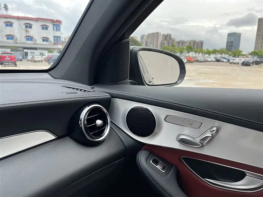 Mercedes-Benz GLC Coupe 2020 — фото 11