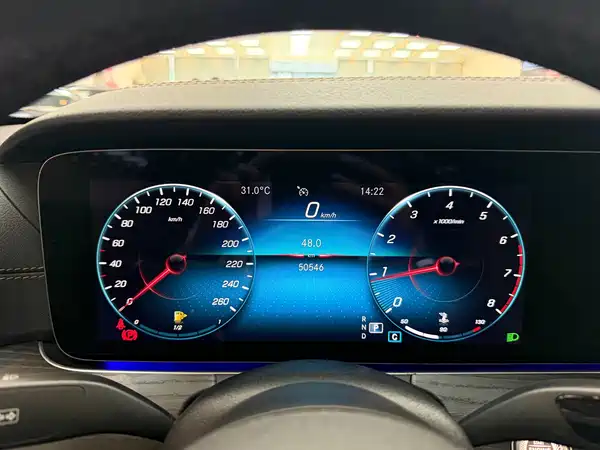 Mercedes-Benz E-Class 2022