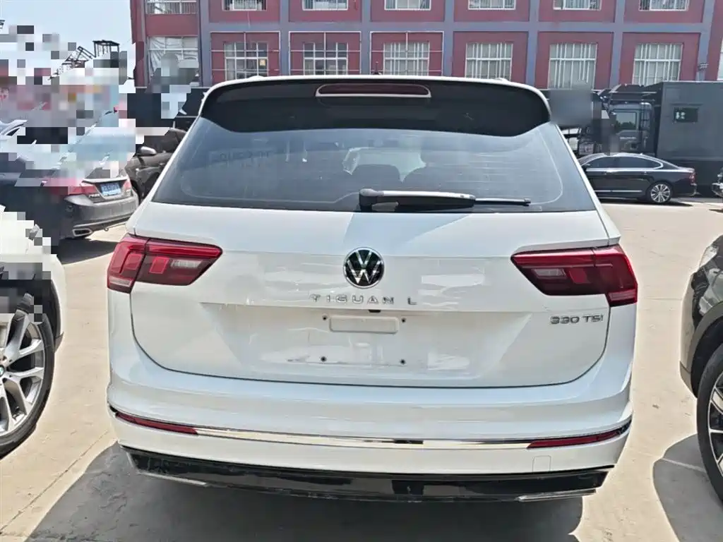 Volkswagen Tiguan L 2021 — фото 6