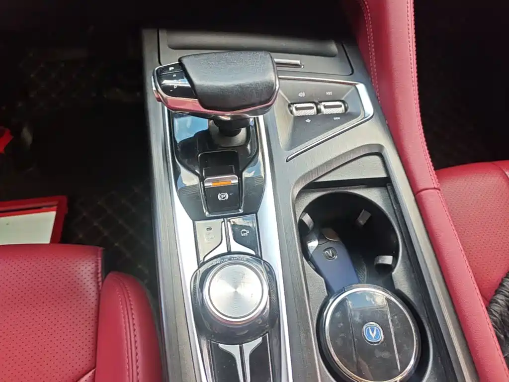 Changan CS75PLUS 2021 — фото 14