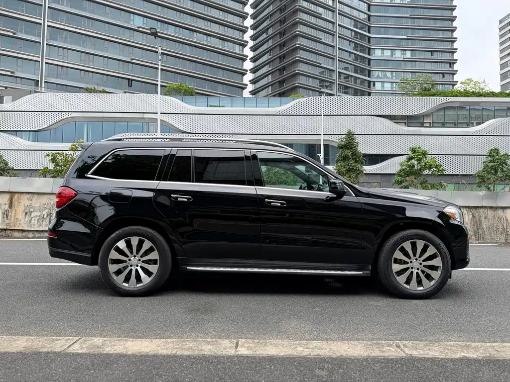Mercedes-Benz GLS 2017 — фото 5