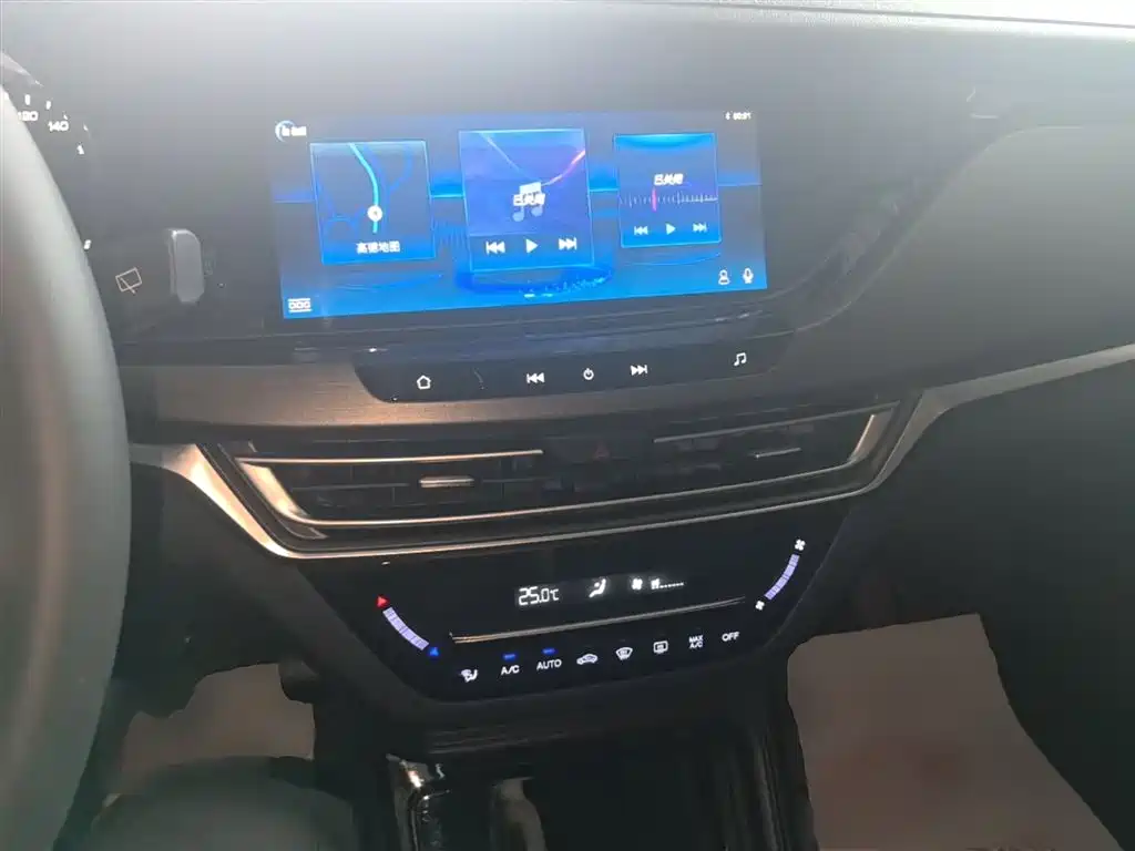 Changan CS35PLUS 2021 — фото 10