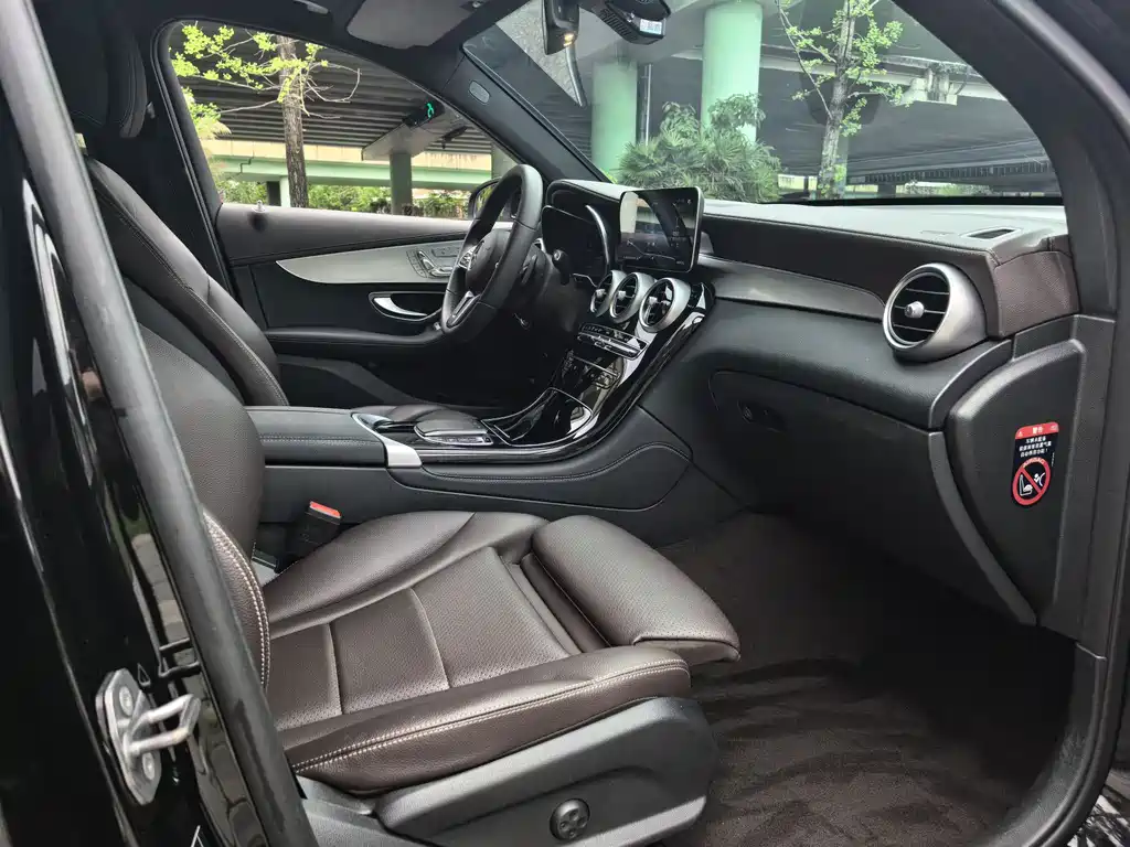 Mercedes-Benz GLC 2022