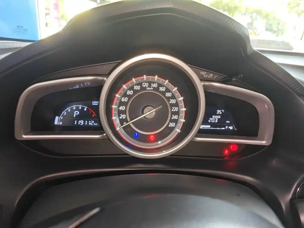 Mazda 3 Angkesela 2015 — фото 12