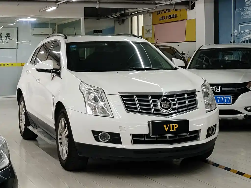 Cadillac SRX 2015 — фото 3