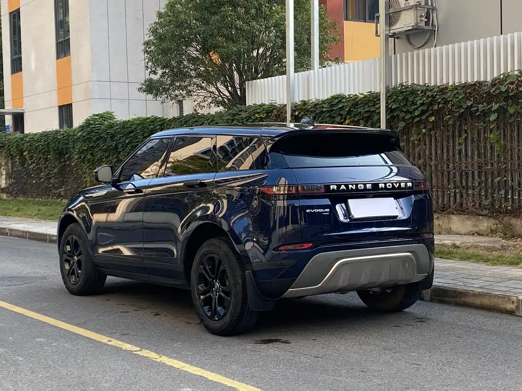 Land Rover Evoque 2020 — фото 13