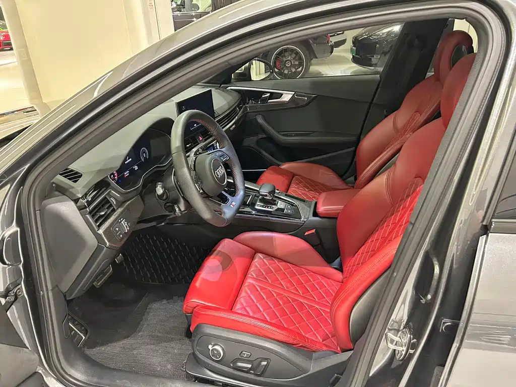 Audi S4 2024