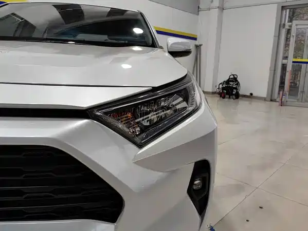 Toyota RAV4 2023