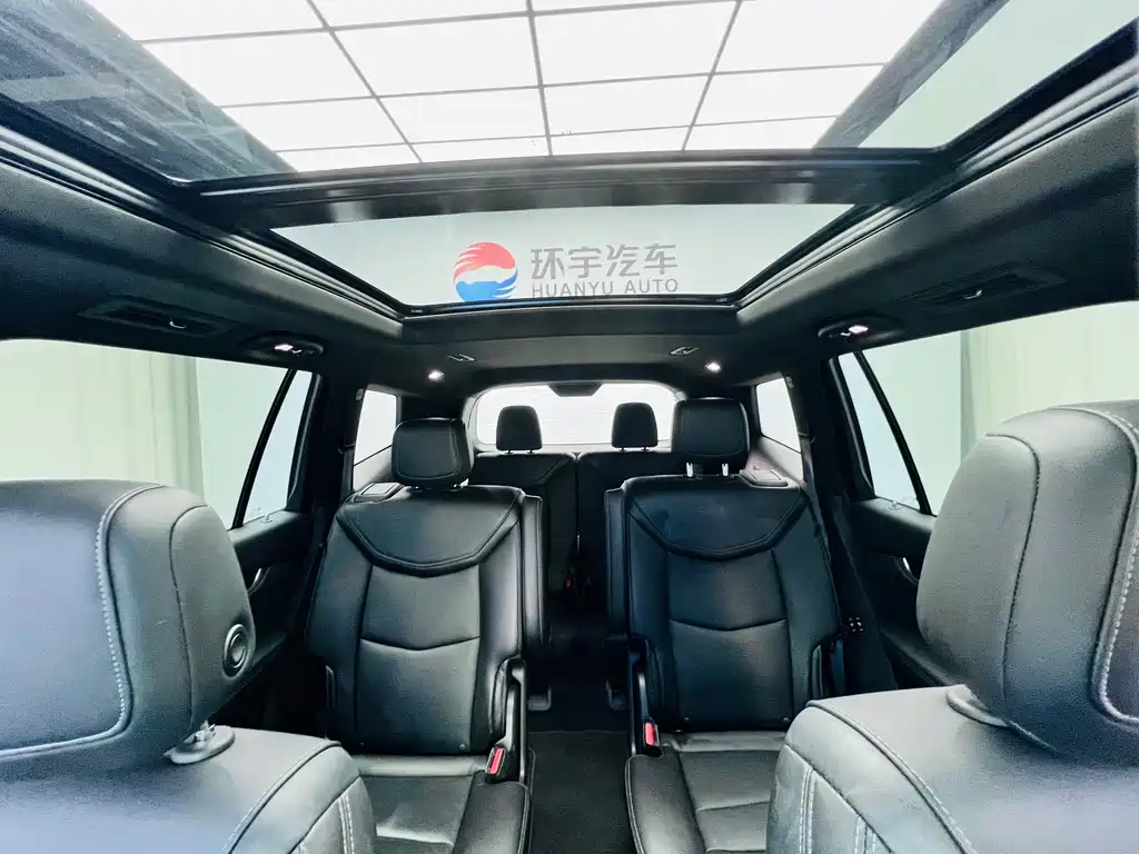 Cadillac XT6 2021 — фото 17