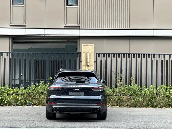 Porsche Cayenne 2019