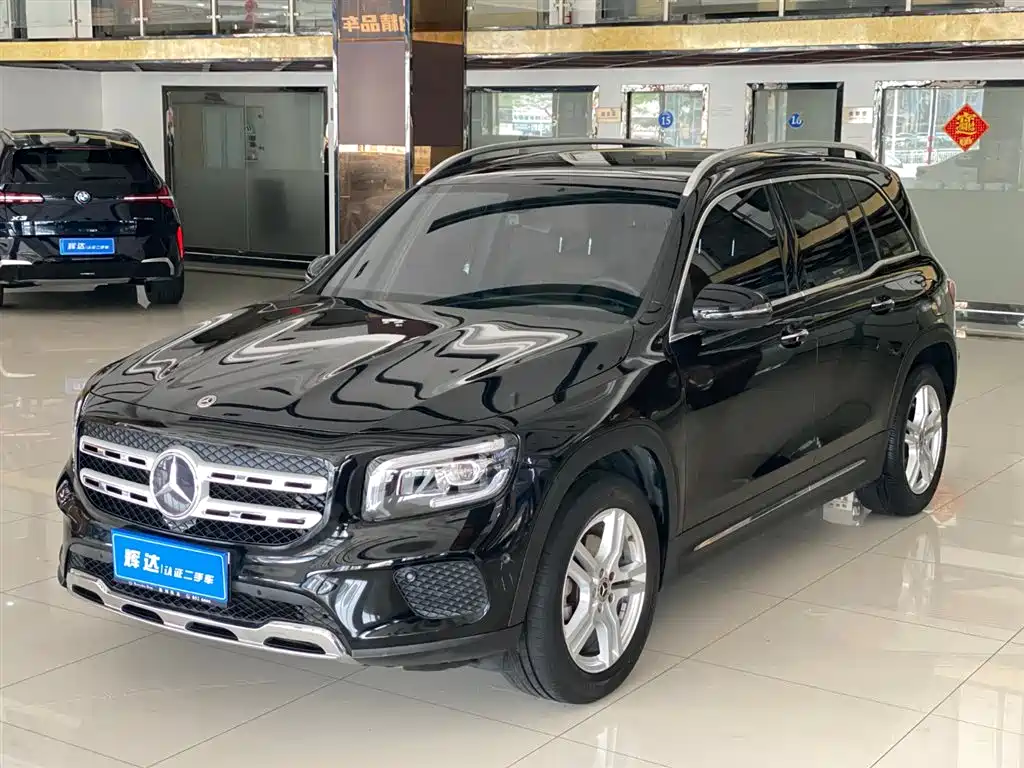 Mercedes-Benz GLB 2021 — фото 1