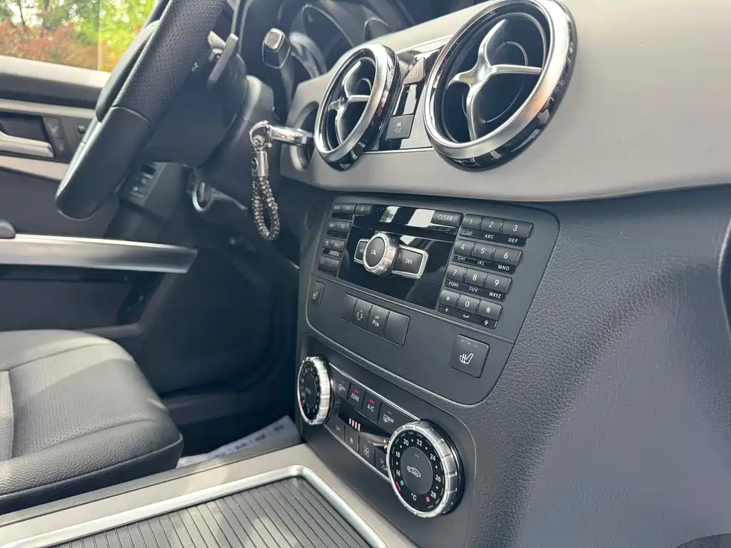 Mercedes-Benz GLK-Class 2014 — фото 25