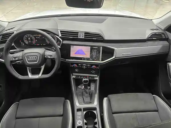 Audi Q3 2023
