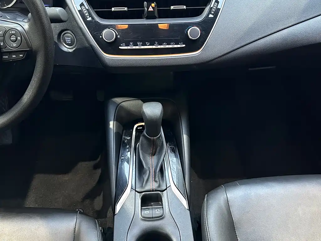 Toyota Corolla 2022 — фото 12