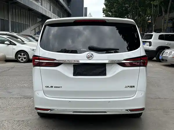 Buick GL8 2023