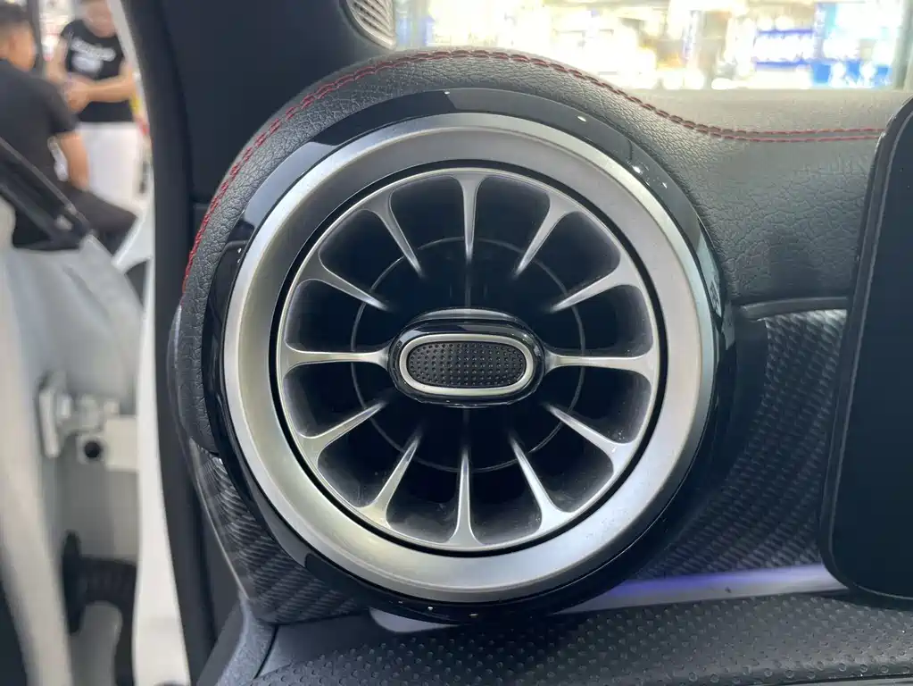 Mercedes-Benz A-Class 2023 — фото 18