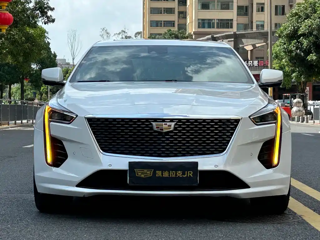 Cadillac CT6 2019 — фото 2