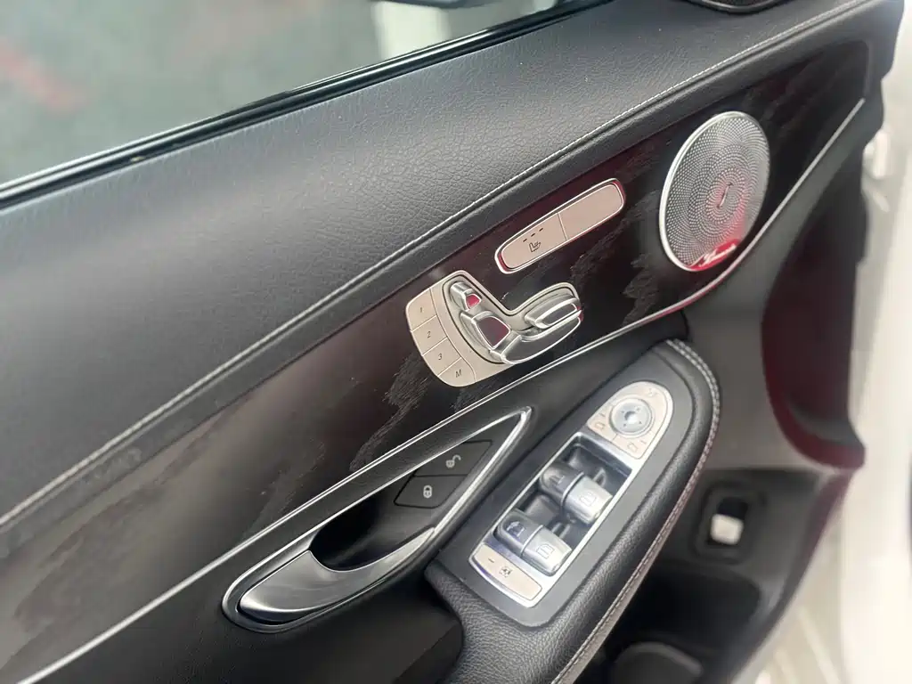Mercedes-Benz C-Class 2020 — фото 13