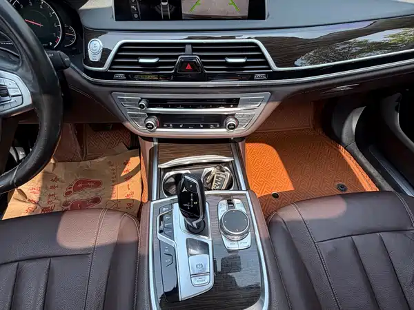 BMW 7 Series 2017