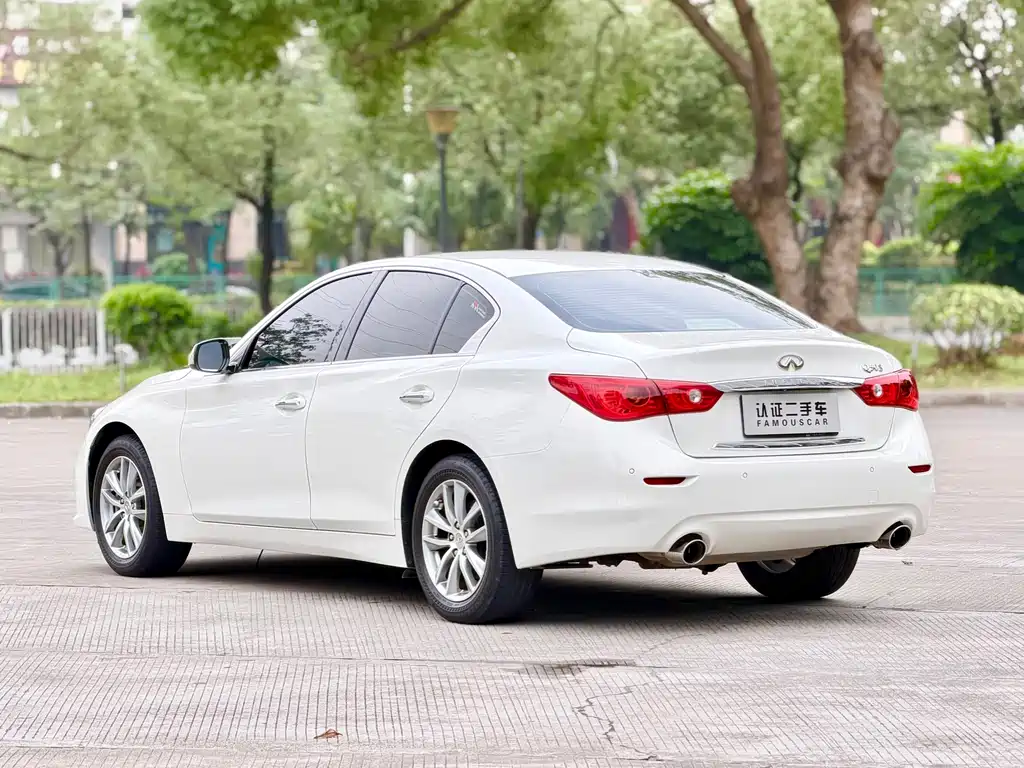 Infiniti Q50 2014 — фото 7
