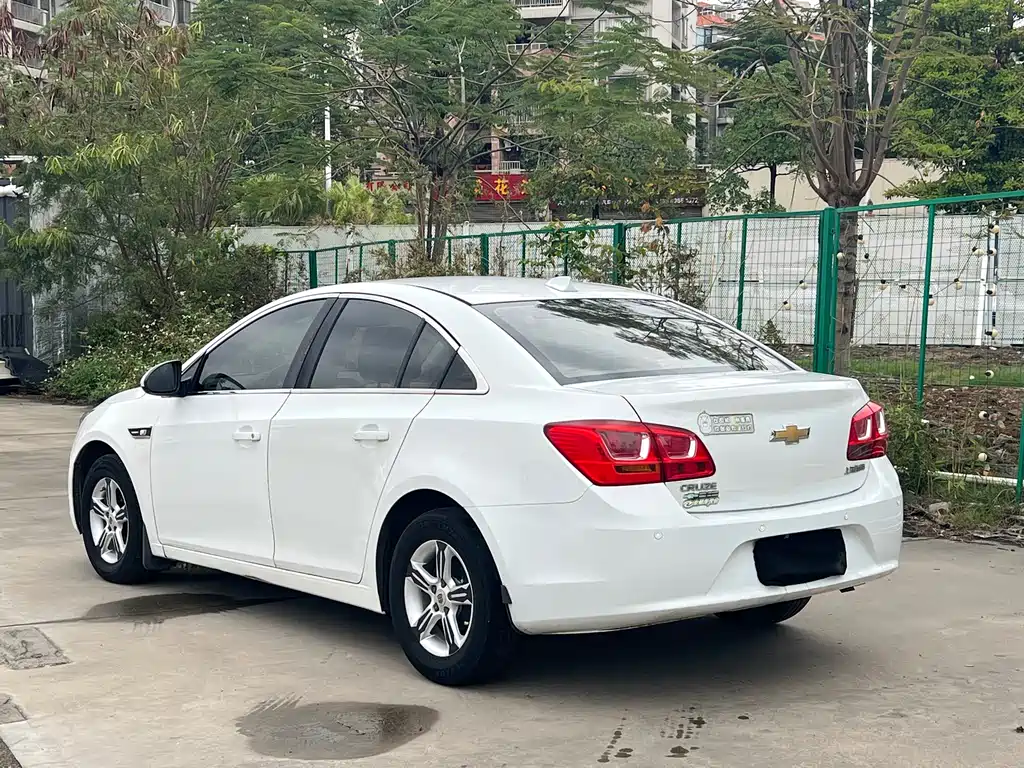 Chevrolet Cruze 2015 — фото 8