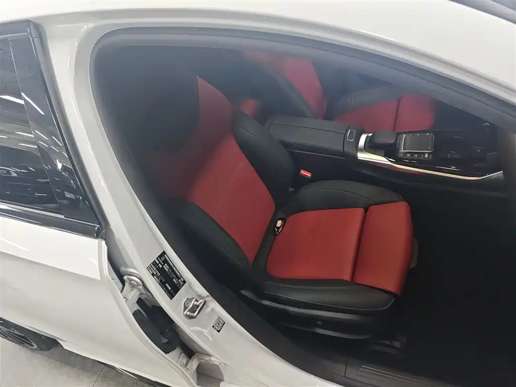 Mercedes-Benz A-Class AMG 2022 — фото 20