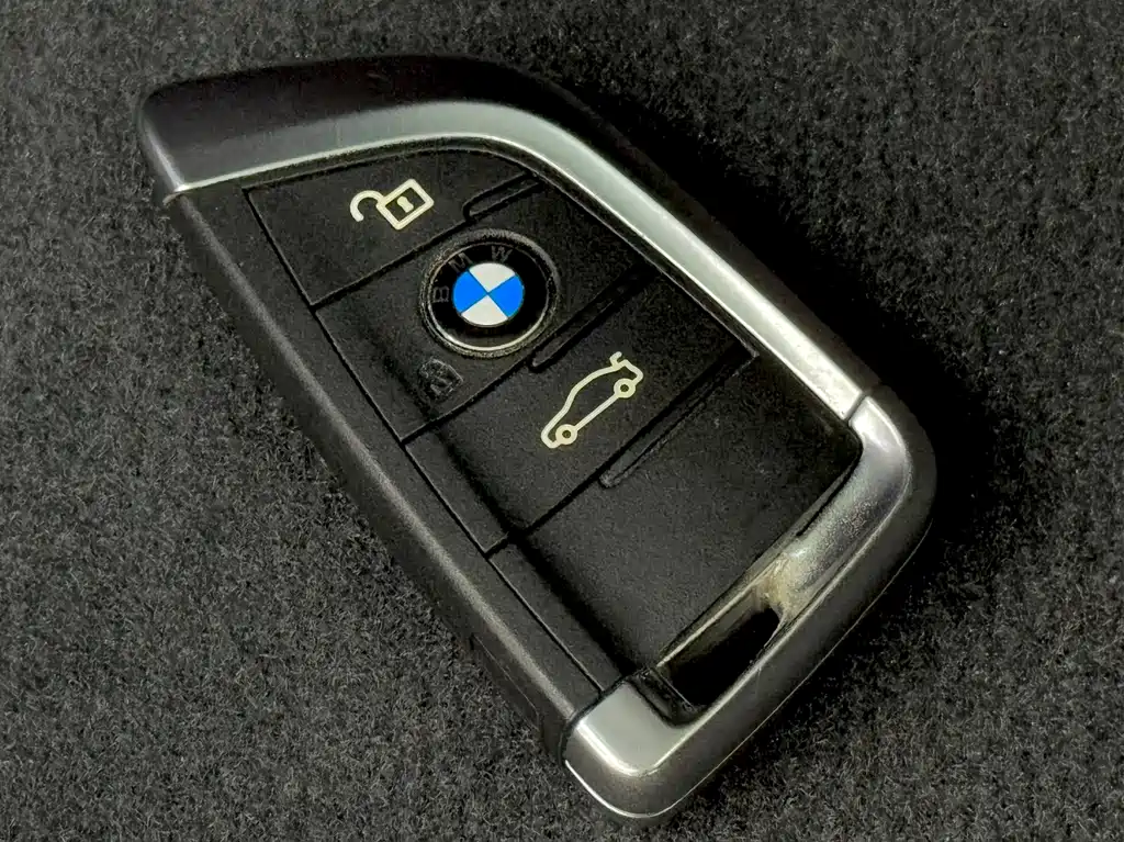 BMW X6 2016 — фото 24
