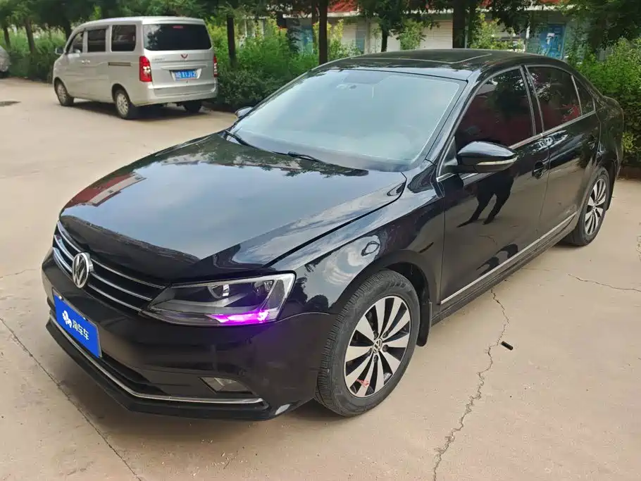Volkswagen Sagitar 2017