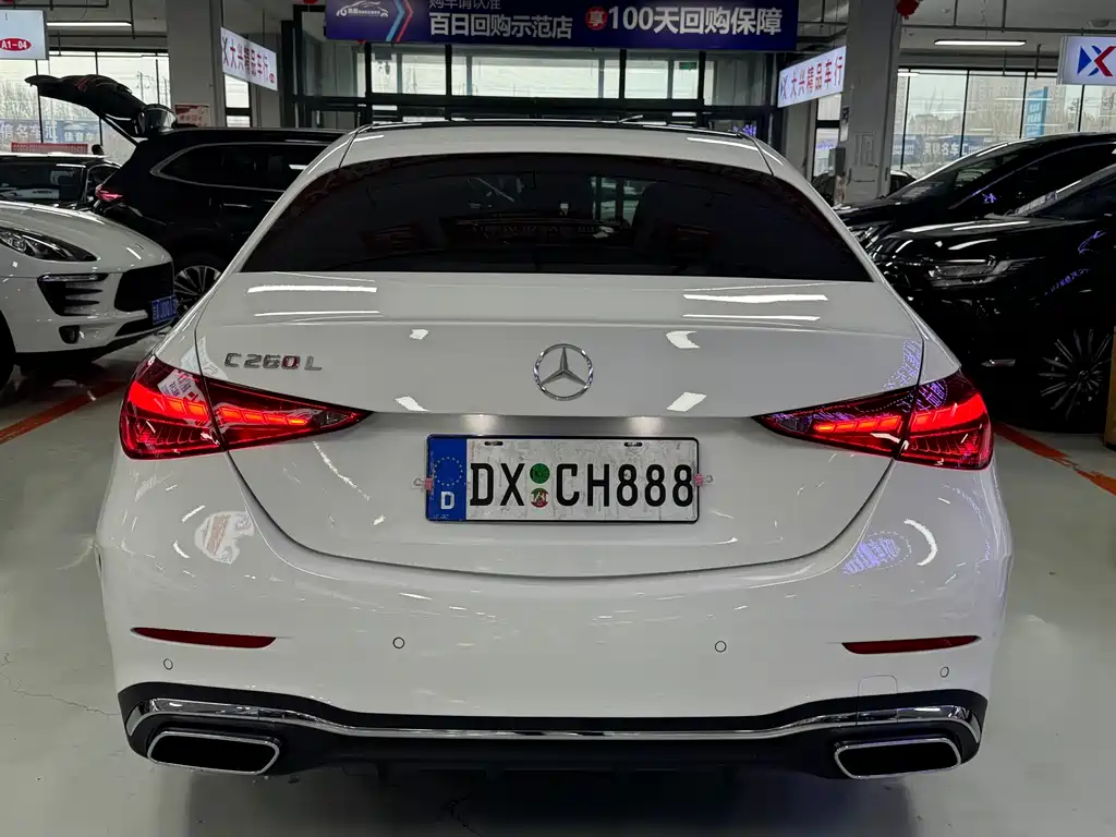 Mercedes-Benz C-Class 2025 — фото 4