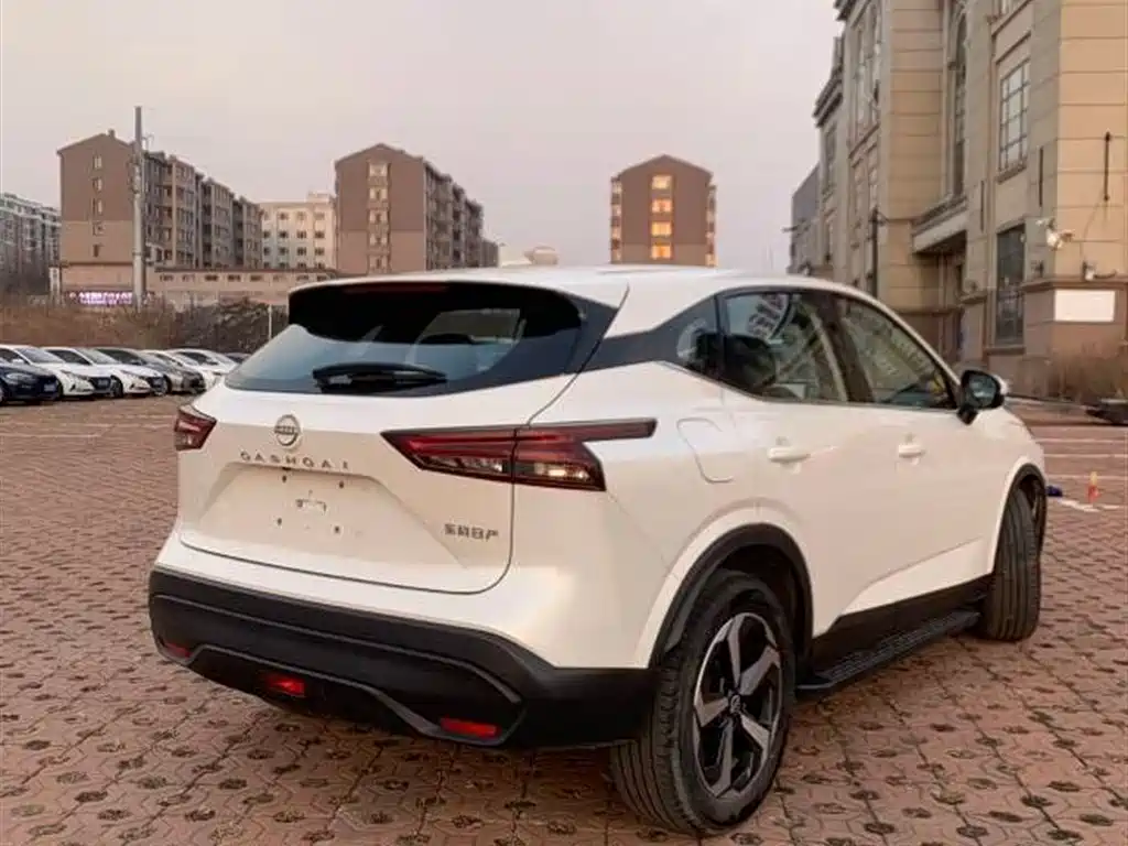 Nissan Qashqai 2023 — фото 4