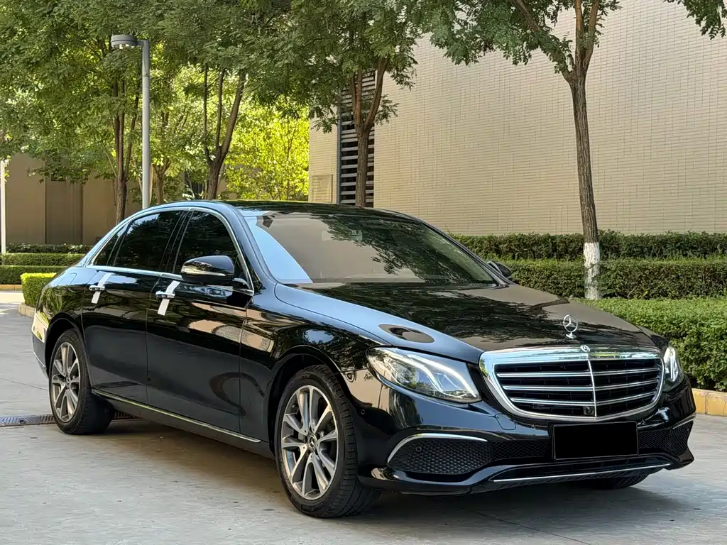 Mercedes-Benz E-Class 2018